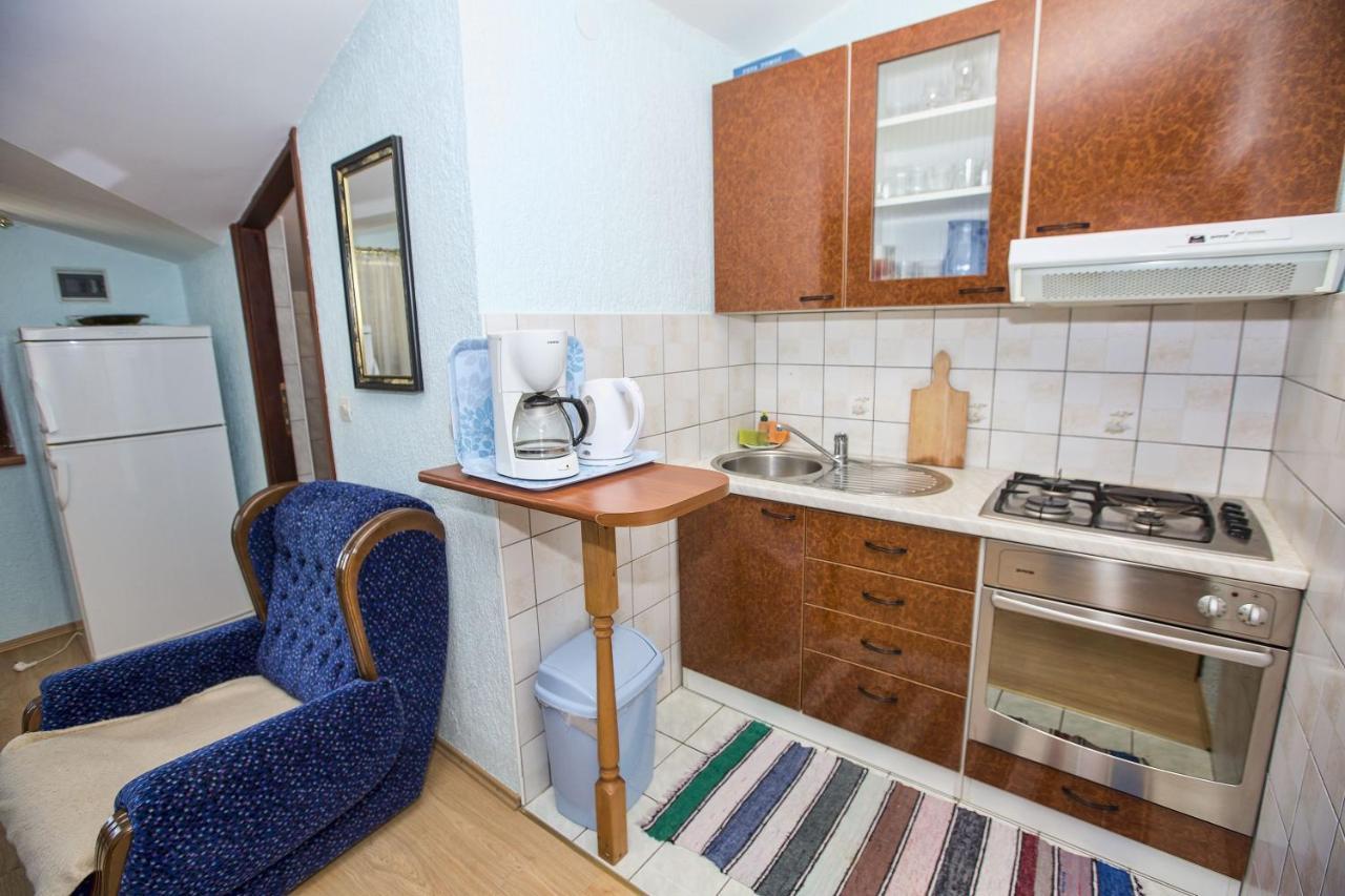 Apartmani Marijana Cesarica Buitenkant foto