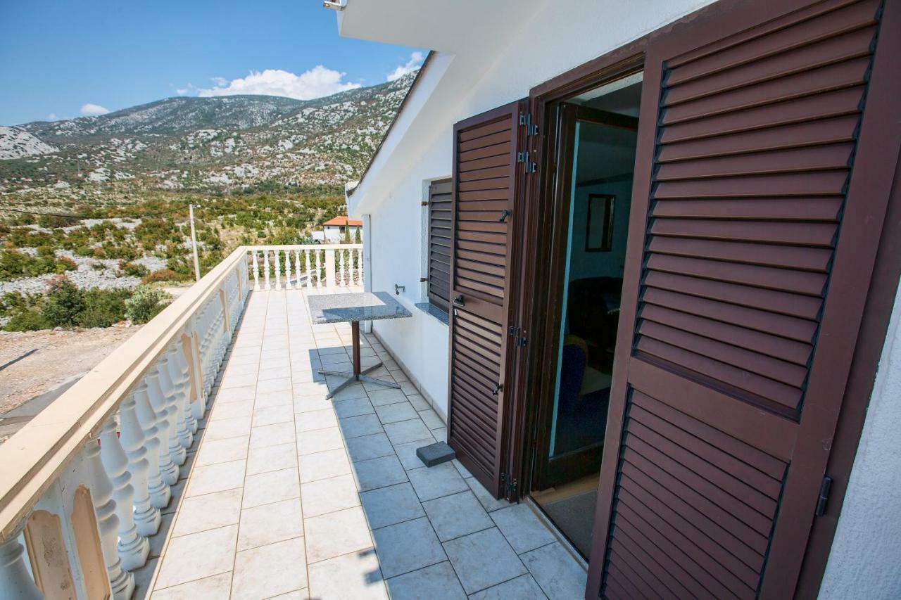 Apartmani Marijana Cesarica Buitenkant foto